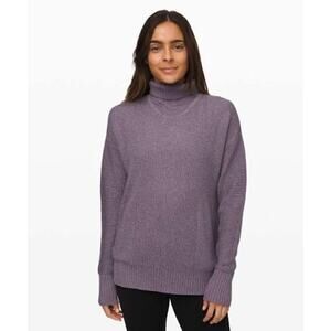 Lululemon Cozy Calling Turtleneck with Pockets Women's Purple Size M?